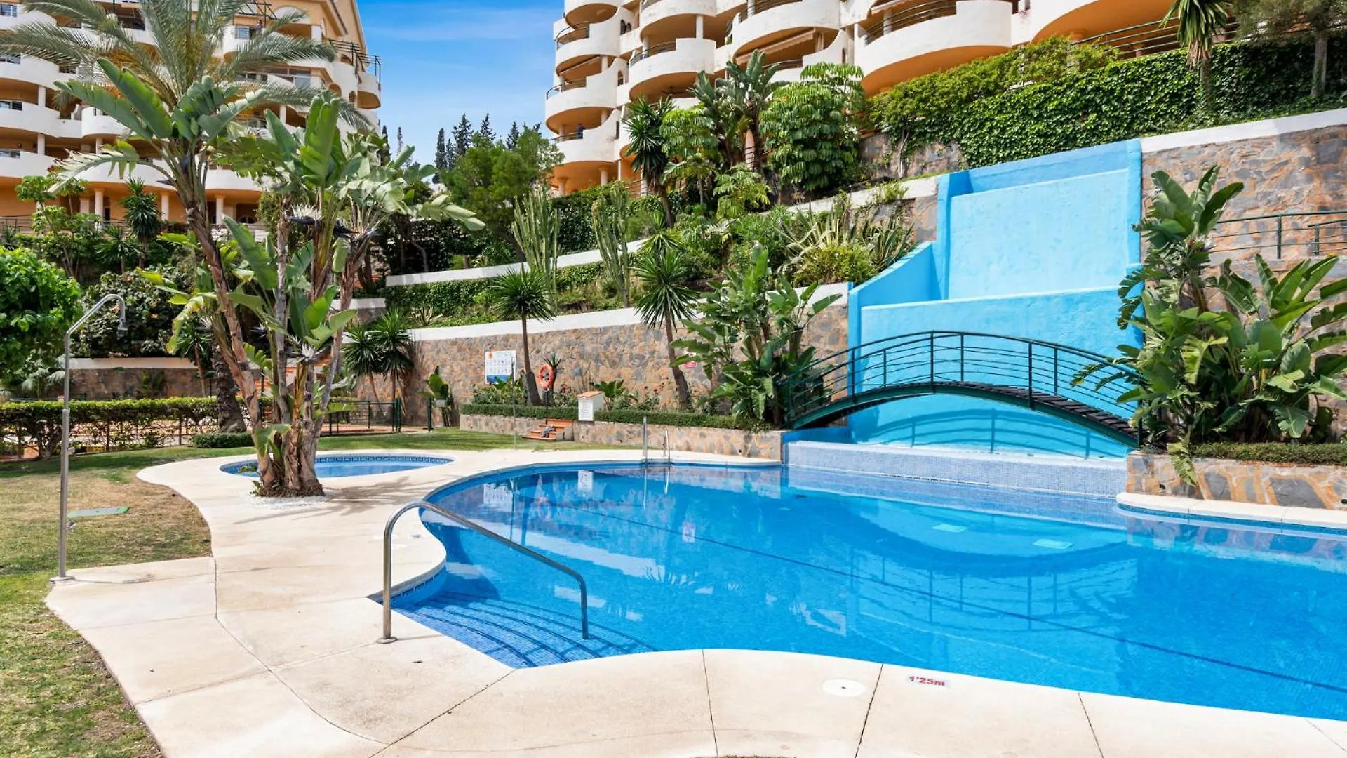 Apartment Best Location Duplex In Puerto Banus By Costarentals - Ref M40 Marbella