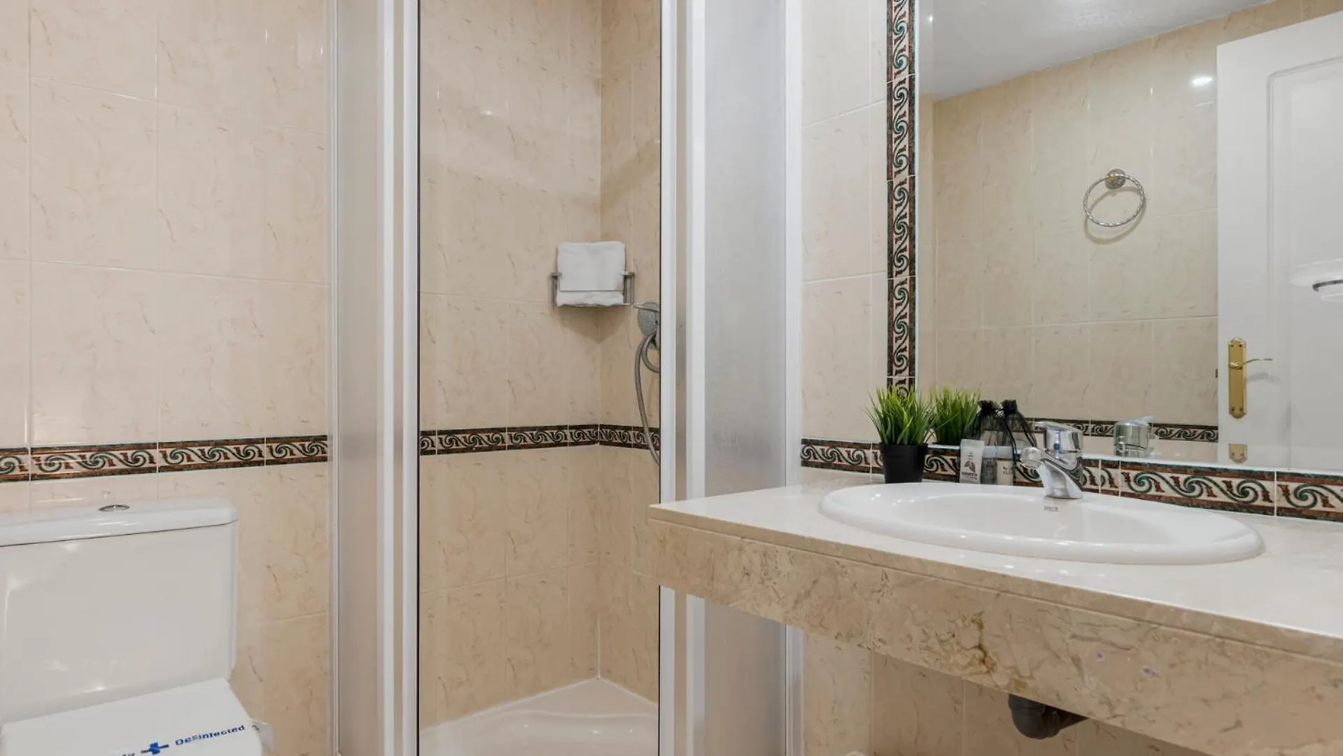 Best Location Duplex In Puerto Banus By Costarentals - Ref M40 Marbella