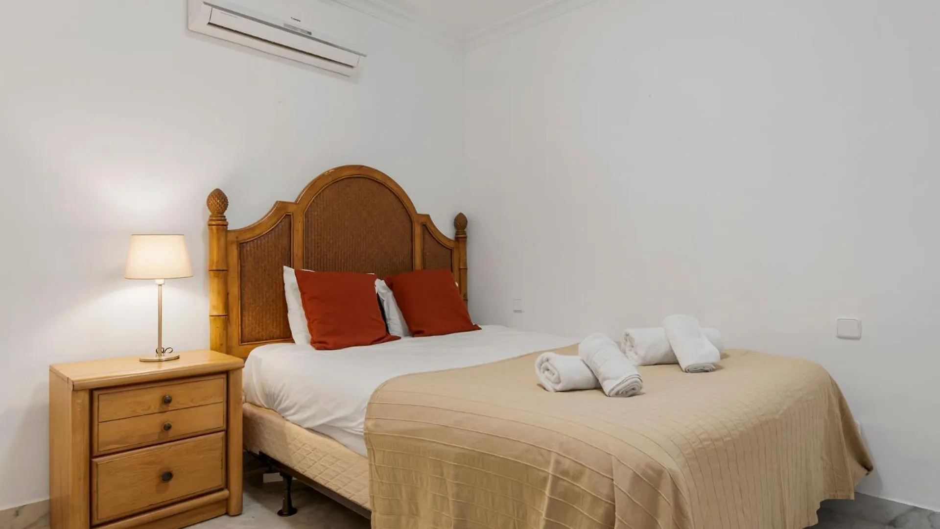 Lejlighed Best Location Duplex In Puerto Banus By Costarentals - Ref M40 Marbella