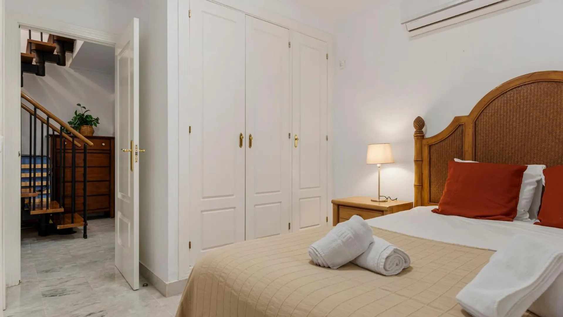 Best Location Duplex In Puerto Banus By Costarentals - Ref M40 Marbella Lejlighed